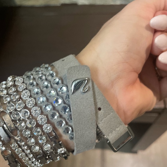 🌟Swarovski slake bracelet Gray 🌟 - Picture 3 of 5